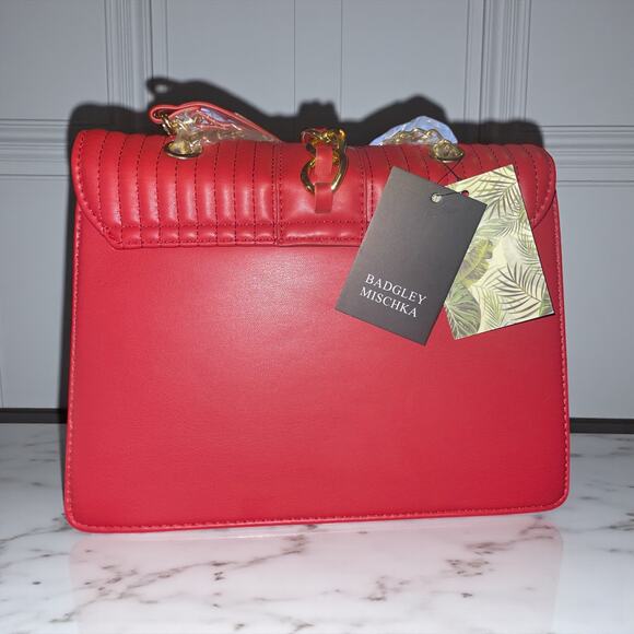 Badgley Mischka Quilted Flap Shoulder Bag Red New With Tags Gold Tone Chain - Picture 2 of 7